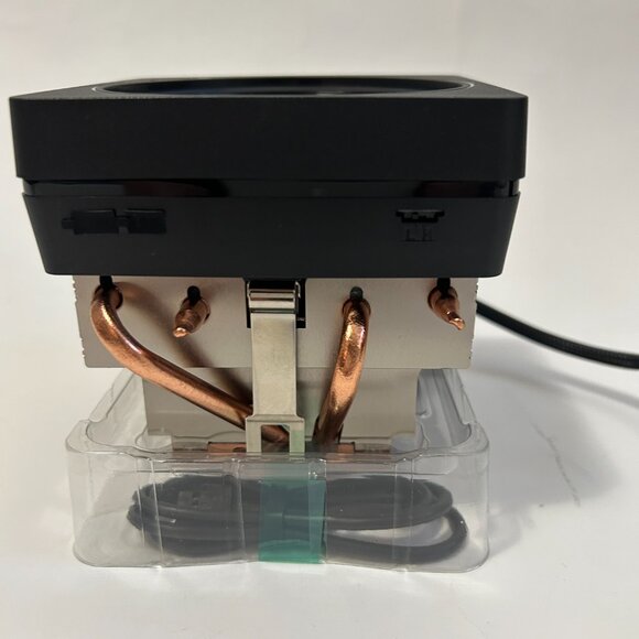 AMD Wraith Prism RGB LED CPU Cooler Heatsink Fan AM4 AM5 712-000075 - Picture 5 of 9